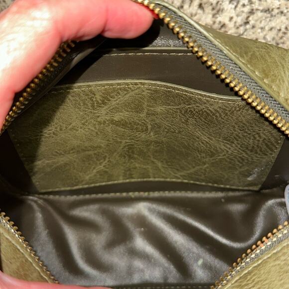 Funky Monkey Fashion Crossbody Camera Style Fashion Bag Faux Leather - Picture 5 of 13